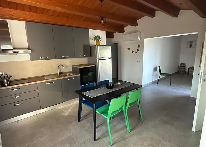 Casa Nel A Feriehus Fontane Bianche